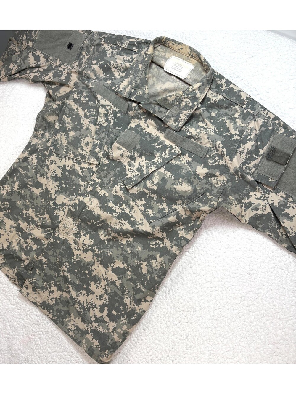 US Army Combat Nylon Uniform Coat Size Large Long Digital Camo Zip Front Pockets
